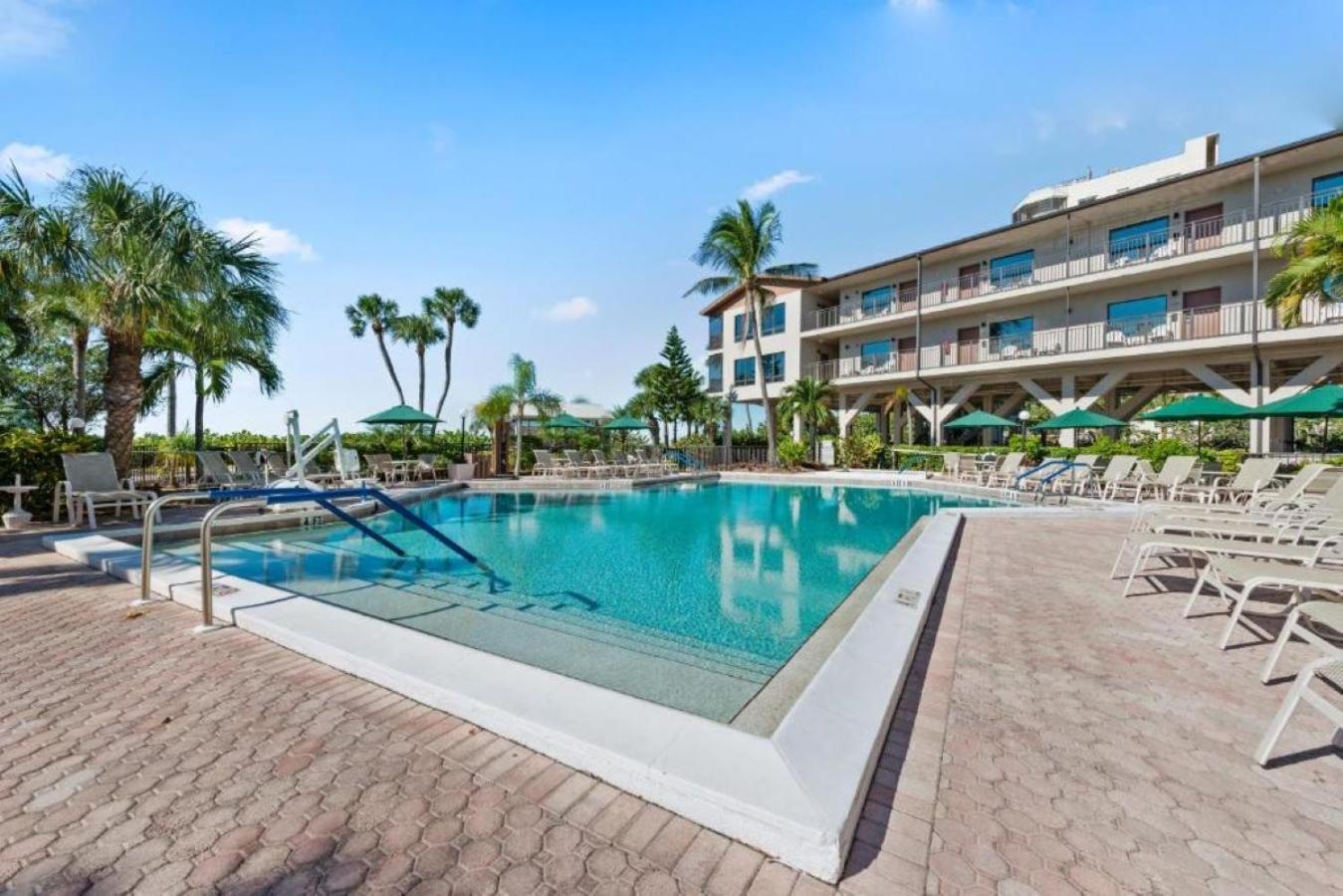 Caribbean Beach Club Fort Myers Beach Εξωτερικό φωτογραφία